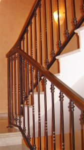 ograde za stepeništa , portuni ,kovane ograde , okućnice , kapije bravarija , rijekamont